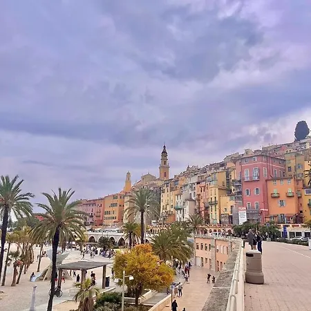 A Διαμέρισμα *